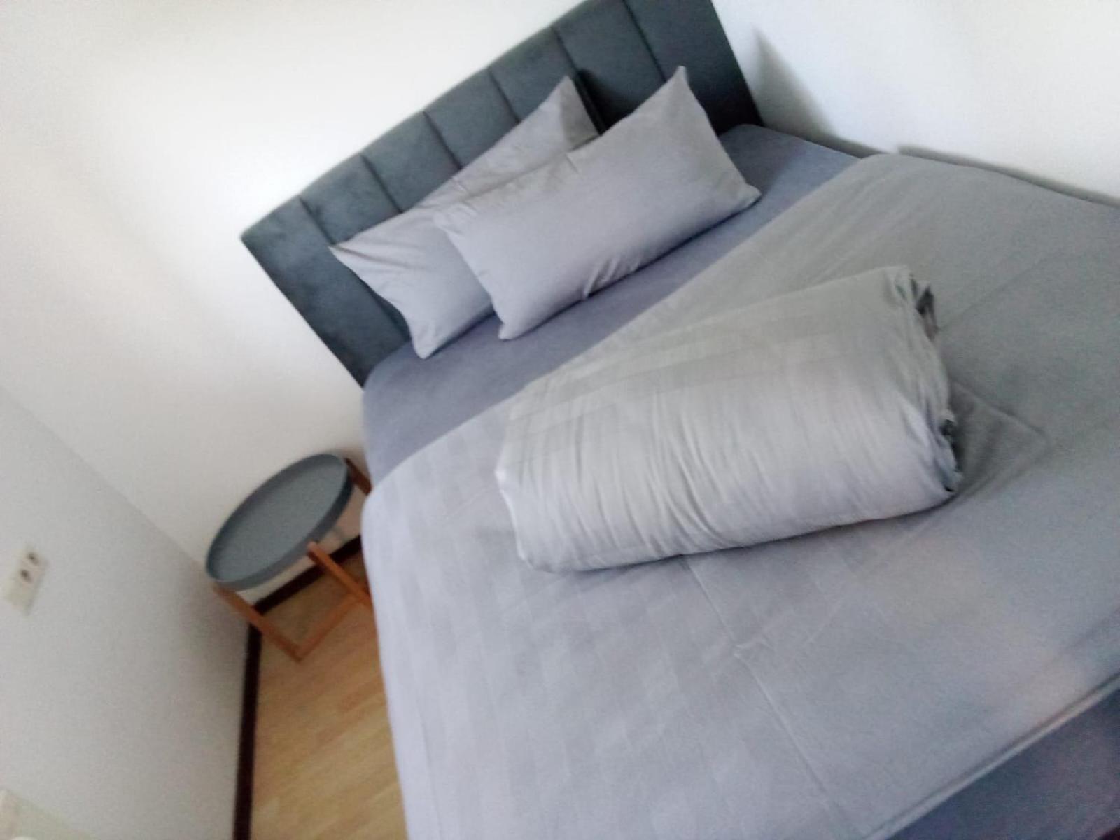 Apartment Metzingen City Bagian luar foto